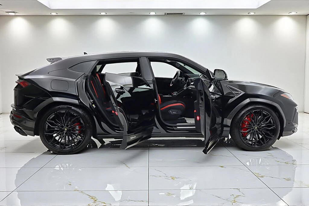 2024 Lamborghini Urus Performante - Image 20 of 31