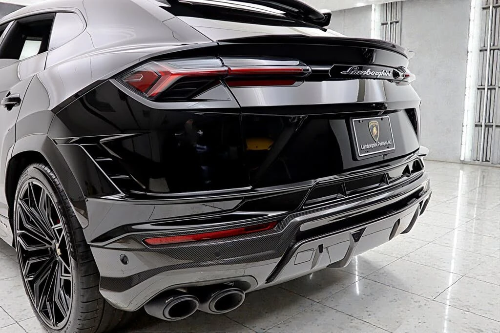 2024 Lamborghini Urus Performante - Image 13 of 31
