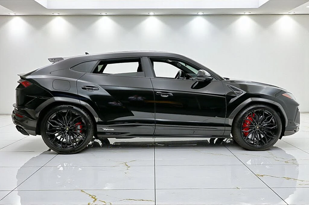2024 Lamborghini Urus Performante - Image 21 of 31