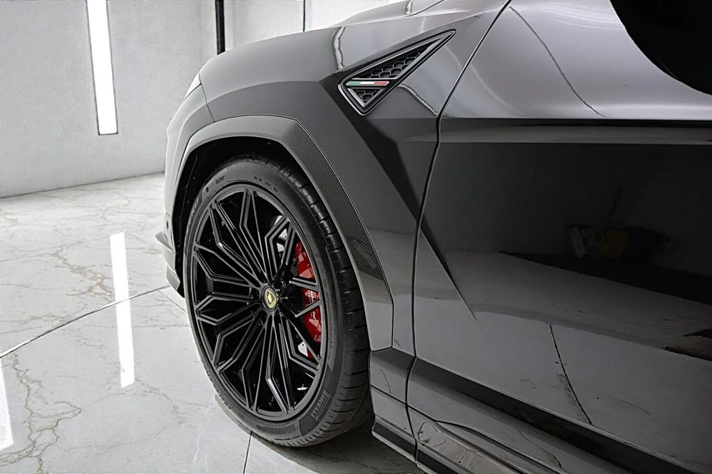 2024 Lamborghini Urus Performante - Image 15 of 31