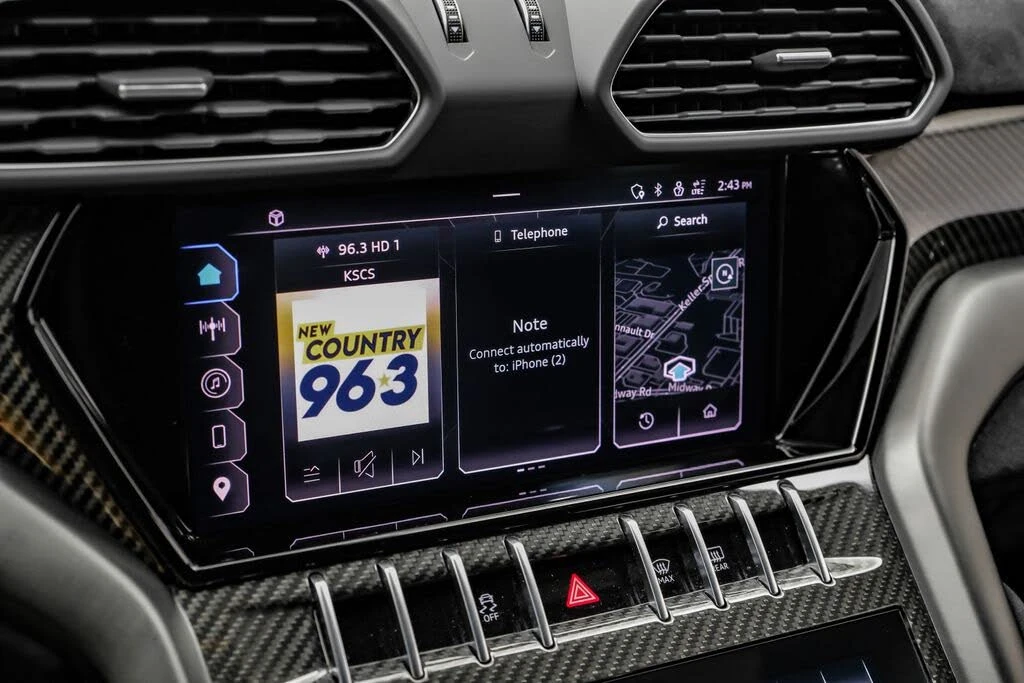 2024 Lamborghini Urus Performante - Image 28 of 31