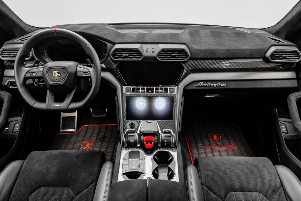 2024 Lamborghini Urus Performante - Image 14 of 31