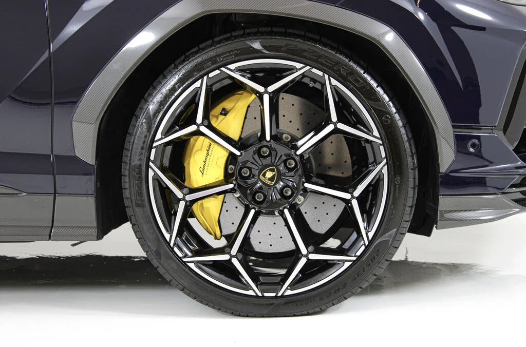 2024 Lamborghini Urus Performante - Image 20 of 31