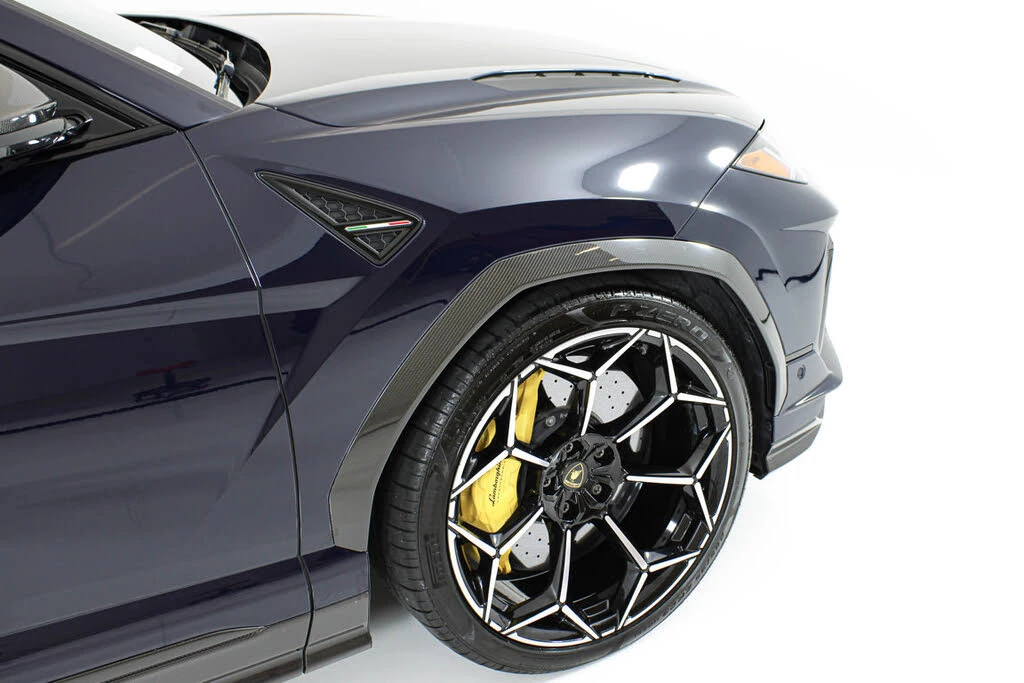 2024 Lamborghini Urus Performante - Image 10 of 31