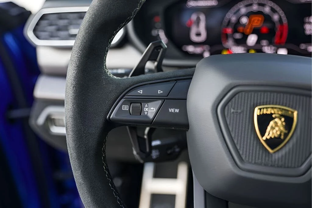 2024 Lamborghini Urus Performante - Image 19 of 31