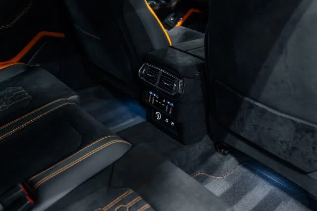 2024 Lamborghini Urus Performante - Image 29 of 31