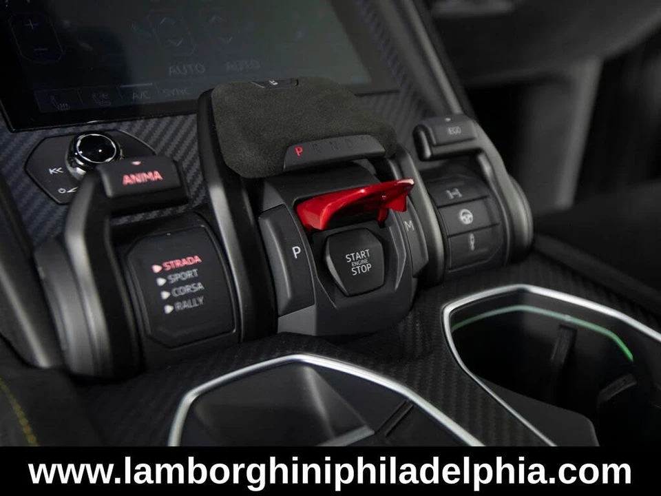 2024 Lamborghini Urus Performante - Image 23 of 31