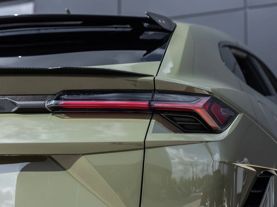 2024 Lamborghini Urus Performante - Image 15 of 31
