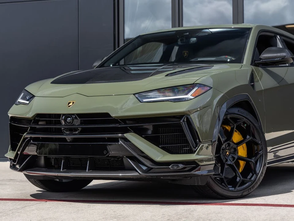 2024 Lamborghini Urus Performante - Image 3 of 31