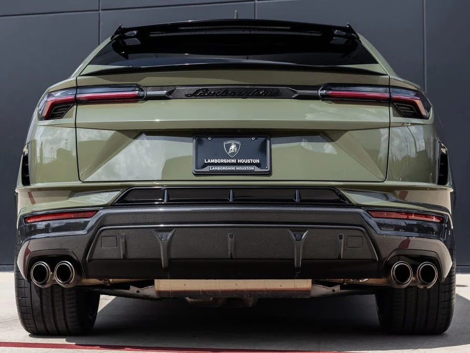 2024 Lamborghini Urus Performante - Image 7 of 31