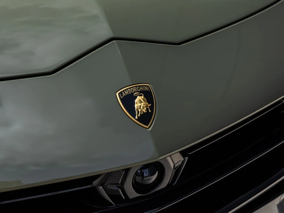 2024 Lamborghini Urus Performante - Image 25 of 31