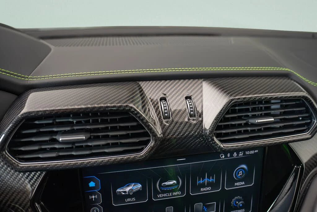 2024 Lamborghini Urus Performante - Image 16 of 26