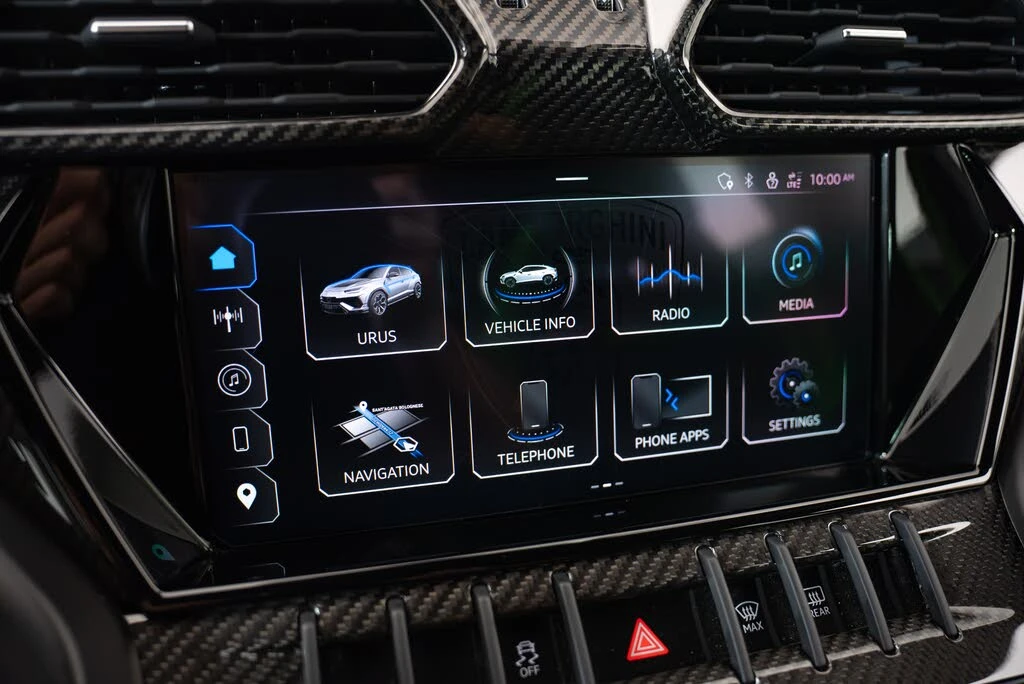 2024 Lamborghini Urus Performante - Image 17 of 26