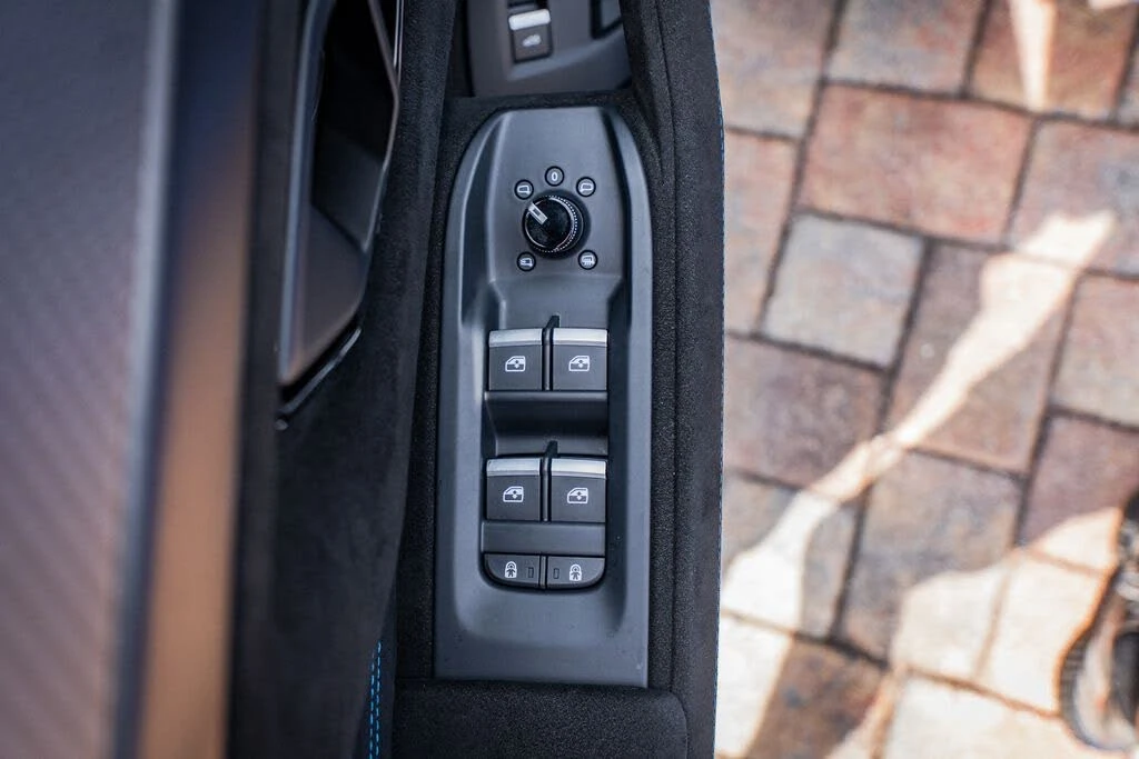 2024 Lamborghini Urus Performante - Image 25 of 31