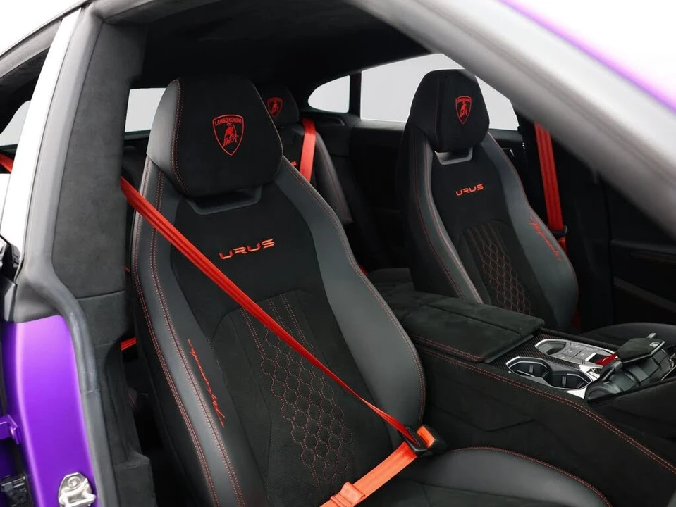 2024 Lamborghini Urus Performante - Image 6 of 31