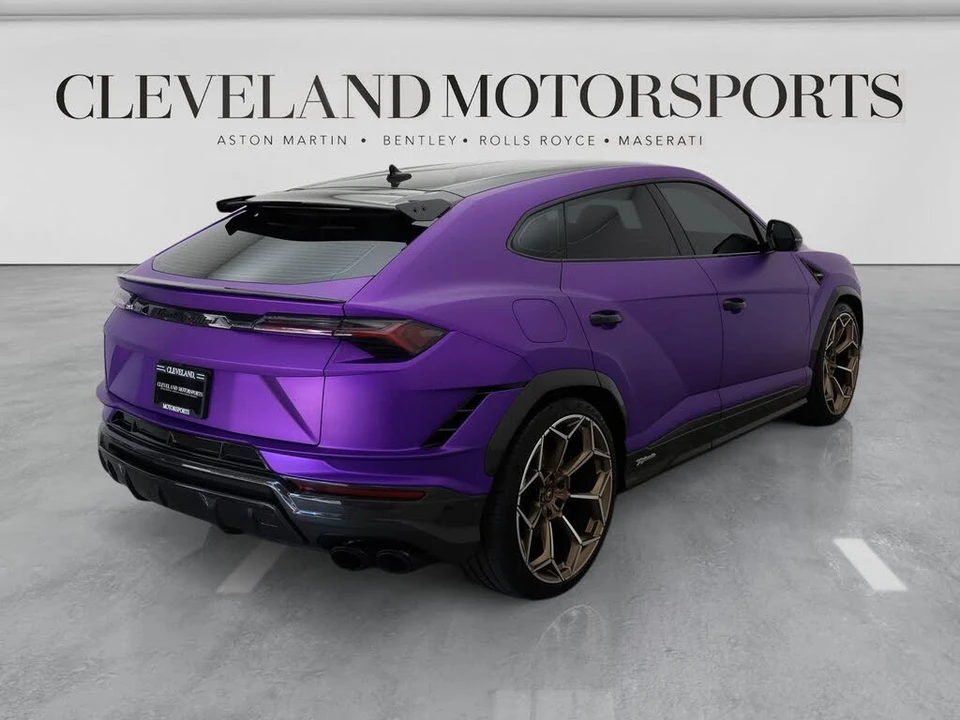 2024 Lamborghini Urus Performante - Image 2 of 31