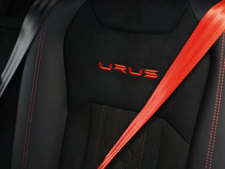 2024 Lamborghini Urus Performante - Image 17 of 31