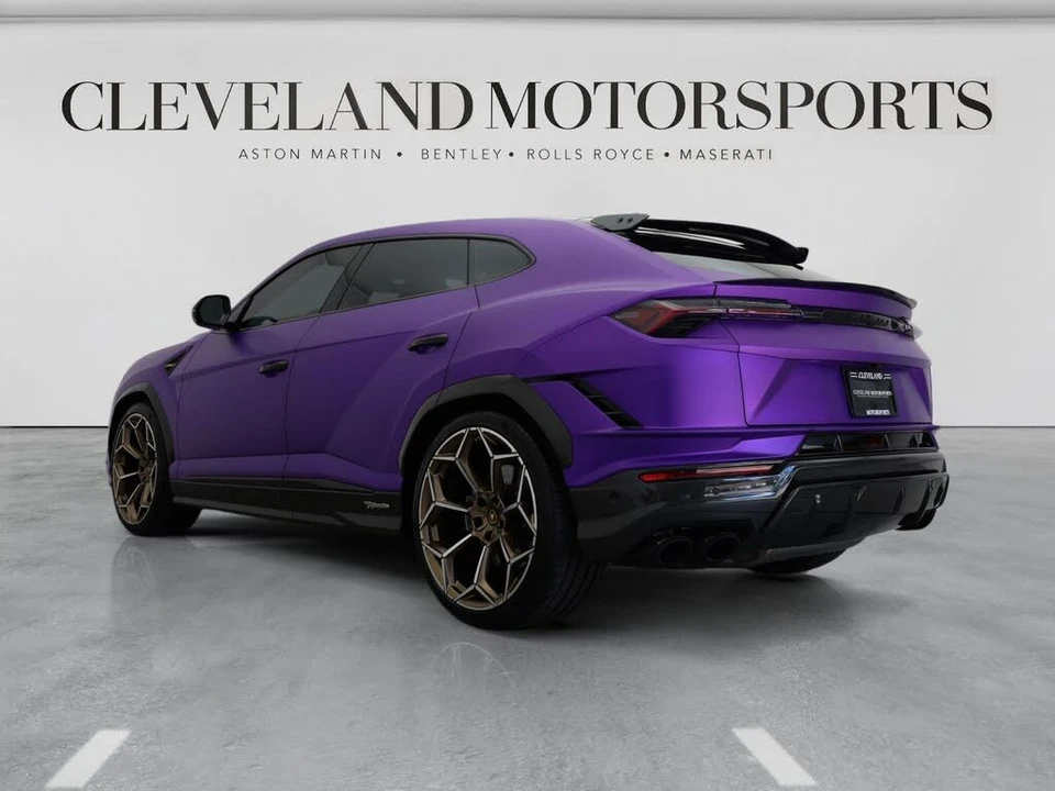 2024 Lamborghini Urus Performante - Image 10 of 31