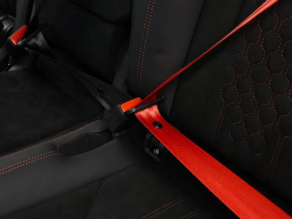 2024 Lamborghini Urus Performante - Image 16 of 31
