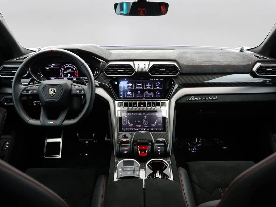 2024 Lamborghini Urus Performante - Image 5 of 31