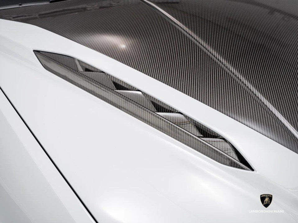 2024 Lamborghini Urus Performante - Image 5 of 31