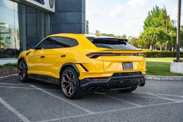 2024 Lamborghini Urus Performante - Image 12 of 31