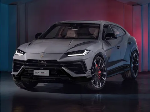 2024 Lamborghini Urus Performante