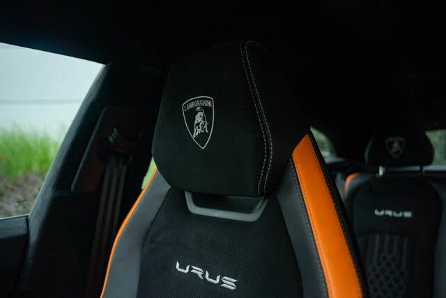 2024 Lamborghini Urus Performante - Image 29 of 31