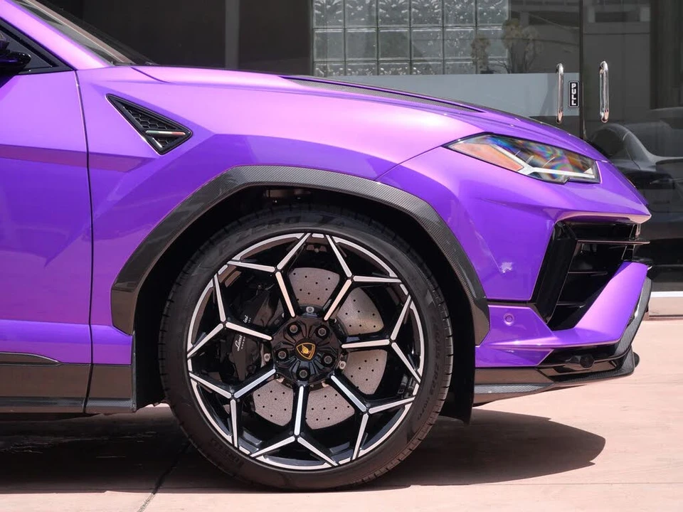 2024 Lamborghini Urus Performante - Image 22 of 31
