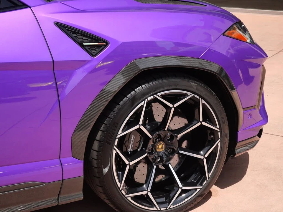 2024 Lamborghini Urus Performante - Image 9 of 31