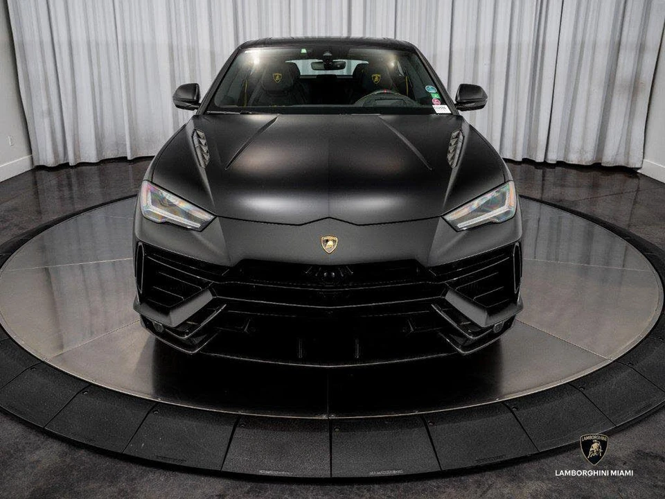 2024 Lamborghini Urus Performante - Image 2 of 31