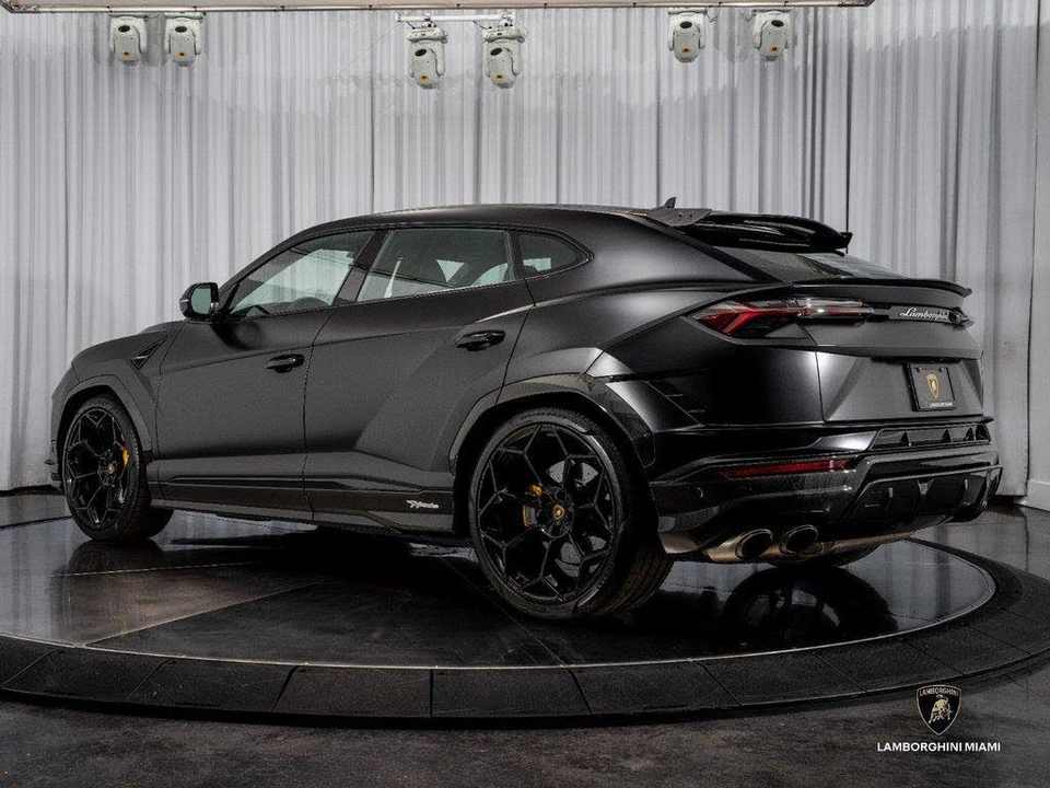 2024 Lamborghini Urus Performante - Image 12 of 31
