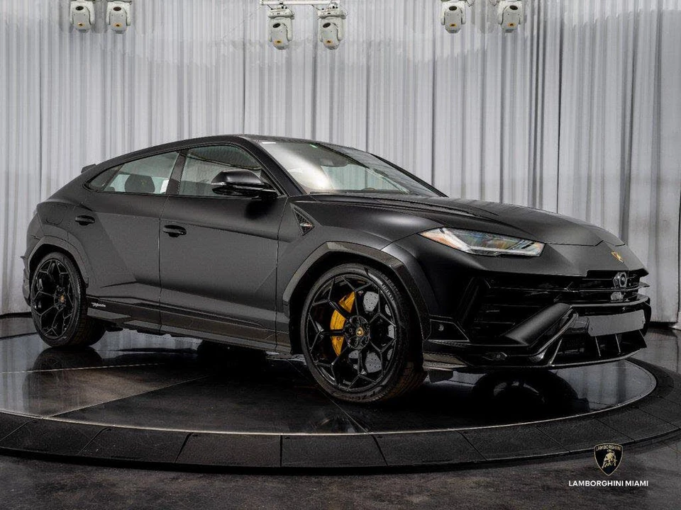 2024 Lamborghini Urus Performante - Image 22 of 31