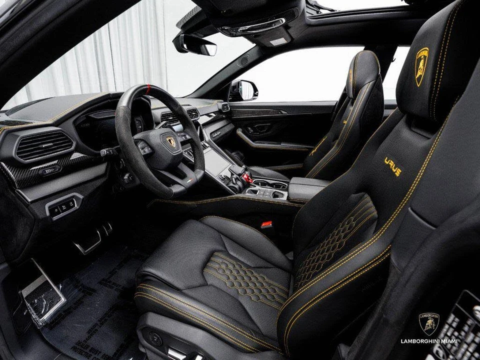2024 Lamborghini Urus Performante - Image 26 of 31