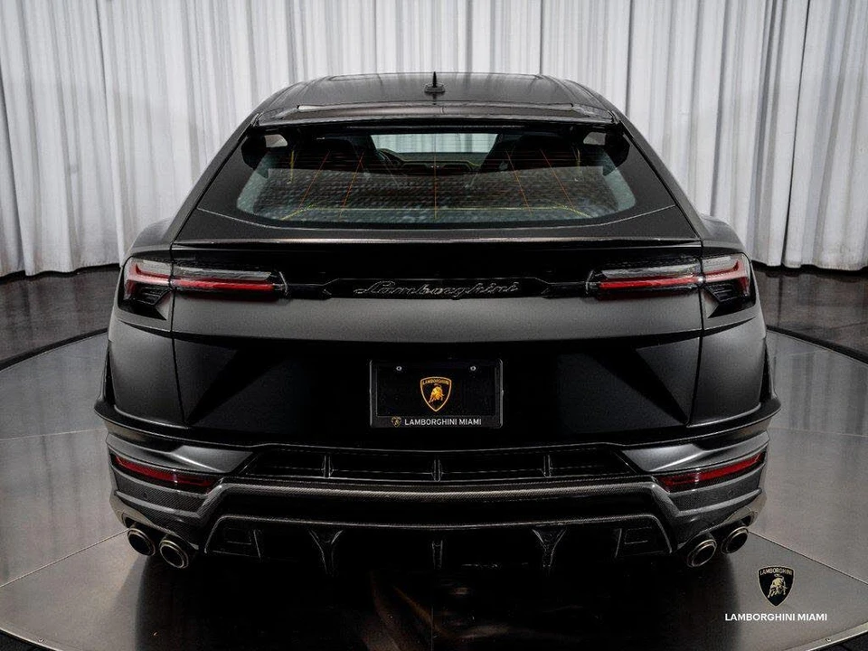 2024 Lamborghini Urus Performante - Image 14 of 31