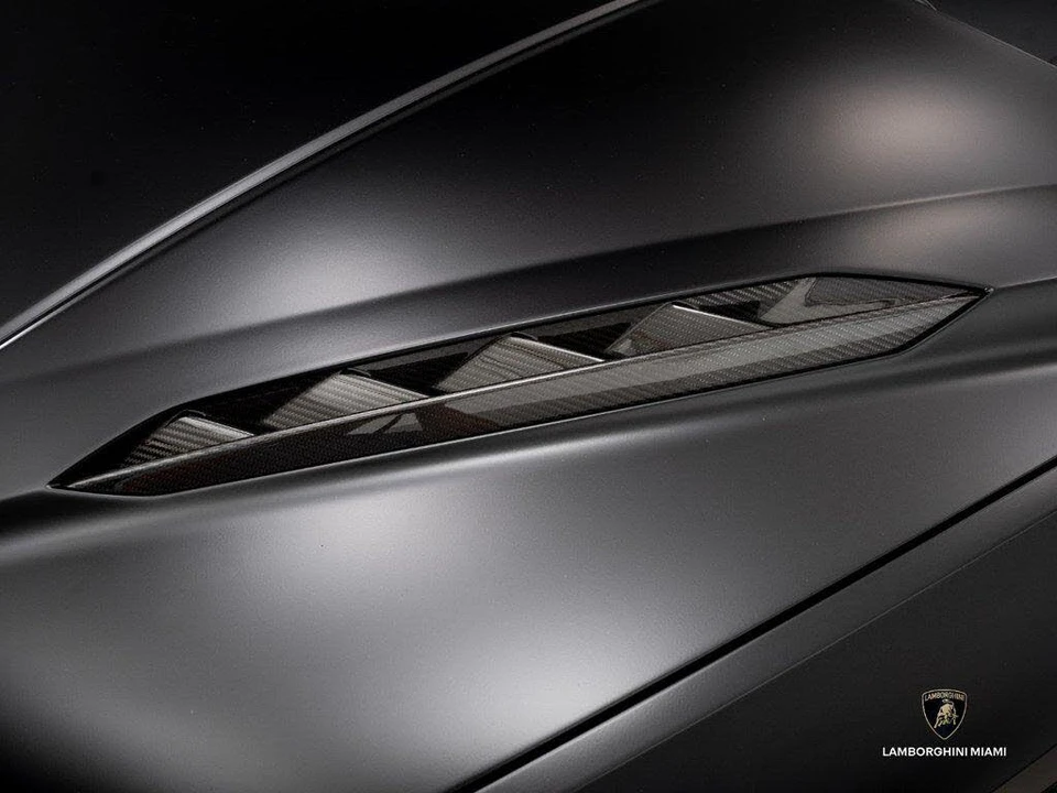 2024 Lamborghini Urus Performante - Image 7 of 31