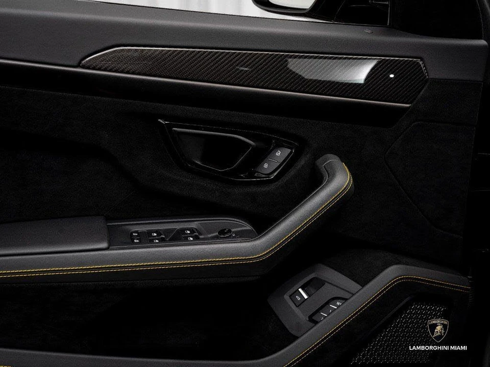 2024 Lamborghini Urus Performante - Image 24 of 31
