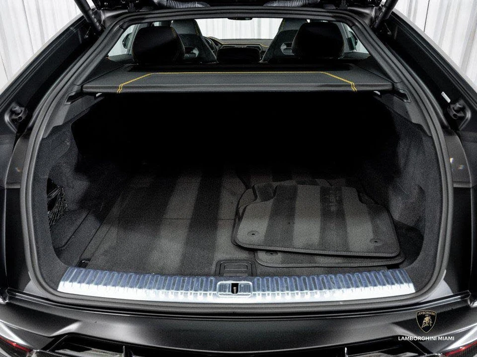 2024 Lamborghini Urus Performante - Image 15 of 31