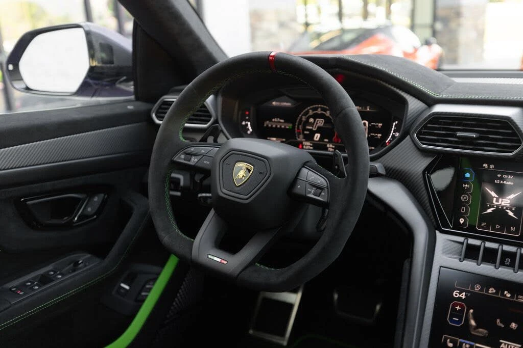 2024 Lamborghini Urus Performante - Image 19 of 31
