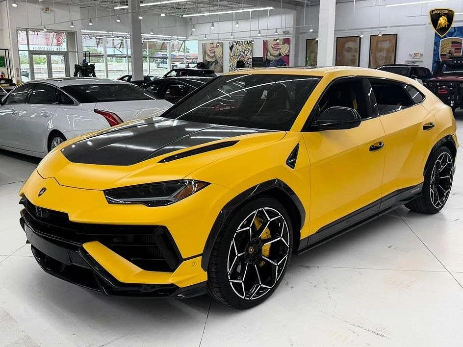 2024 Lamborghini Urus Performante - Image 19 of 31