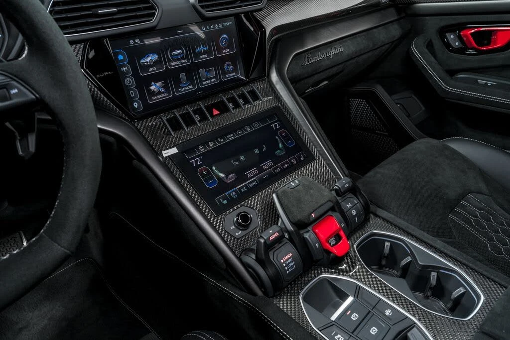 2024 Lamborghini Urus Performante - Image 24 of 31