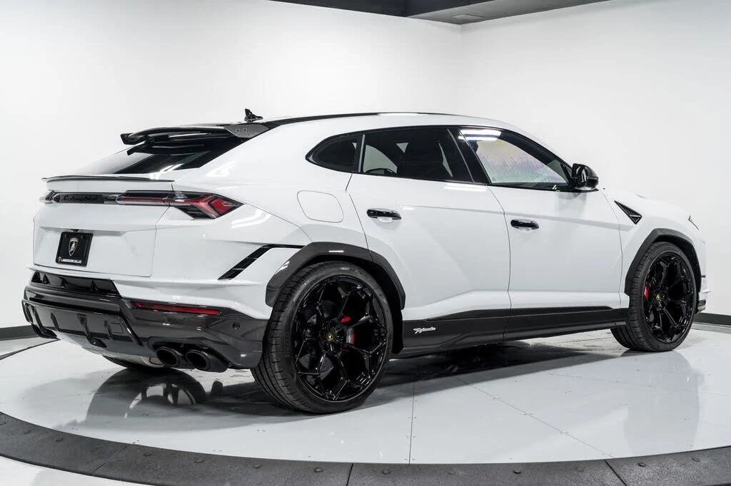 2024 Lamborghini Urus Performante - Image 3 of 31