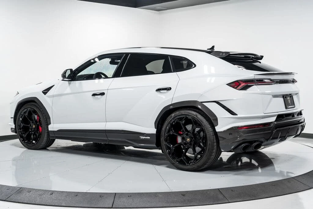 2024 Lamborghini Urus Performante - Image 5 of 31