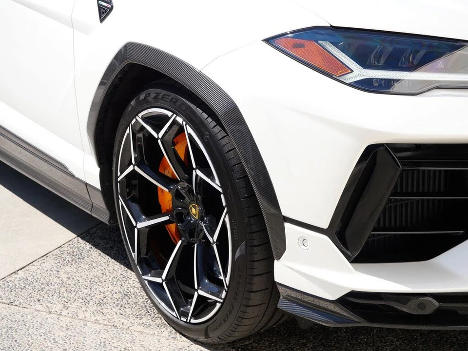 2024 Lamborghini Urus Performante - Image 18 of 31