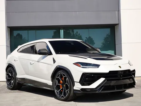2024 Lamborghini Urus Performante AWD