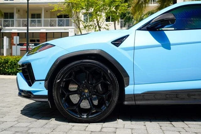 2024 Lamborghini Urus Performante - Image 14 of 31
