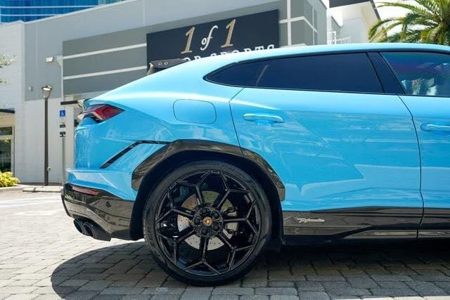 2024 Lamborghini Urus Performante - Image 30 of 31