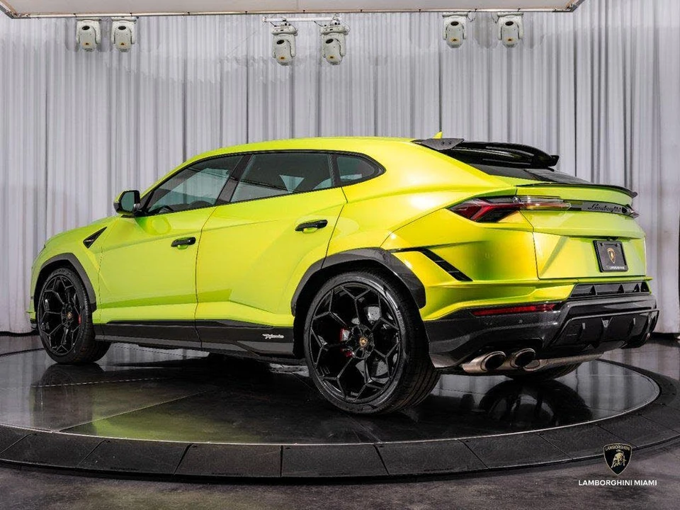 2024 Lamborghini Urus Performante - Image 12 of 31