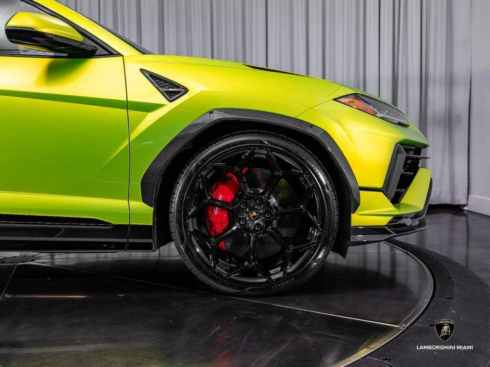 2024 Lamborghini Urus Performante - Image 20 of 31