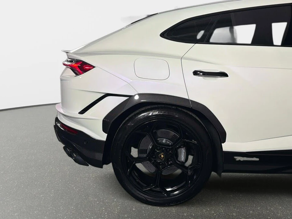 2024 Lamborghini Urus Performante - Image 20 of 31